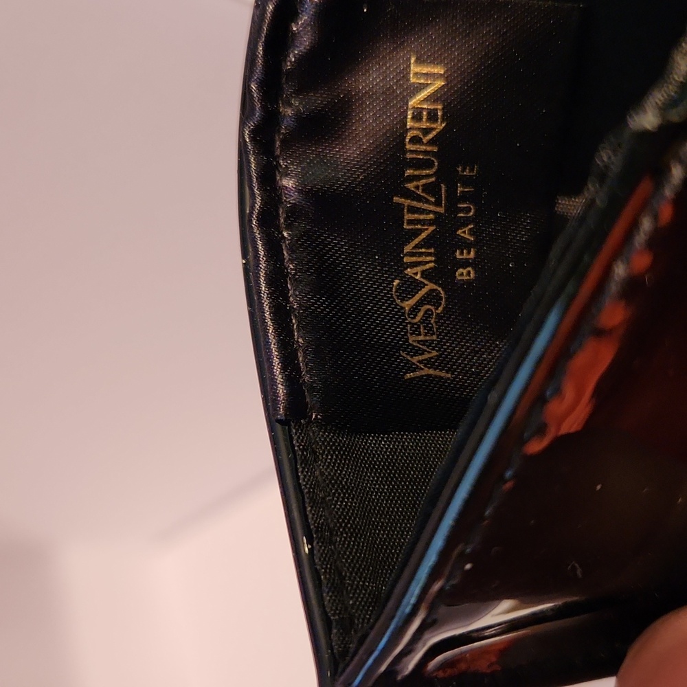 Saint Laurent Beaute Mirror With Black Patent Pouch - Picture 5 of 7